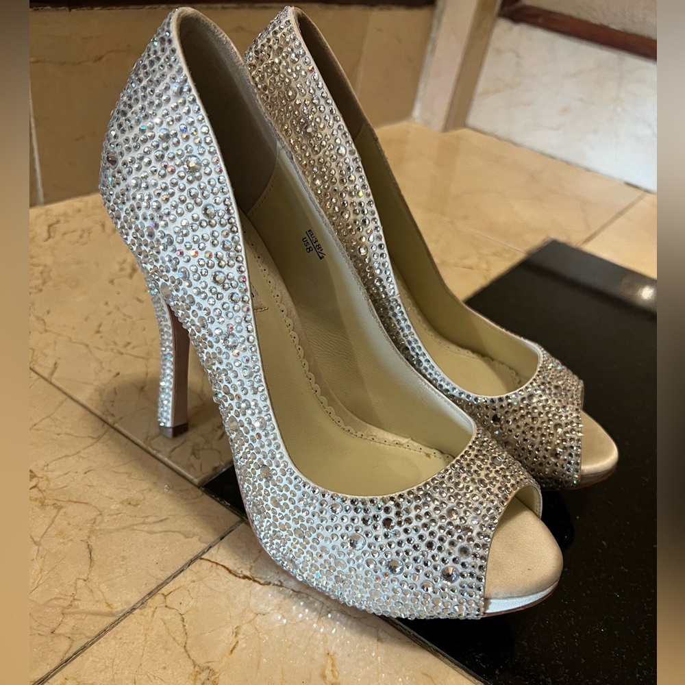 Benjamin Adams Swarovski Crystal Peep Toe Heels Bridal Size 8